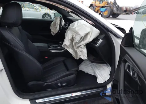 2022 BMW M240 I xDrive z USA, uszkodzony, nr VIN 3MW53CM06N8C33528